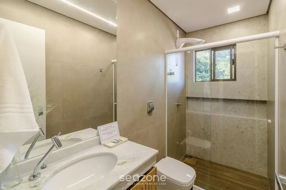 4BR House Pool & BBQ 500m From Beach Che0401