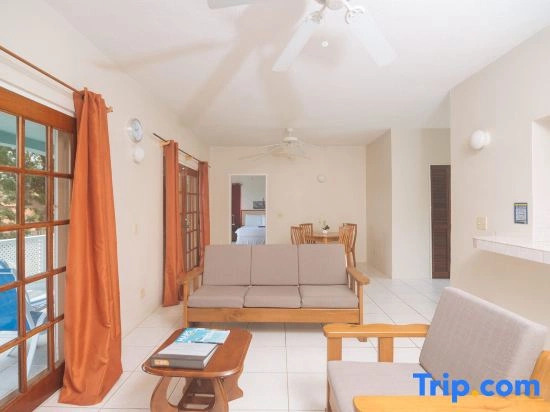 Neem View Apartments Antigua