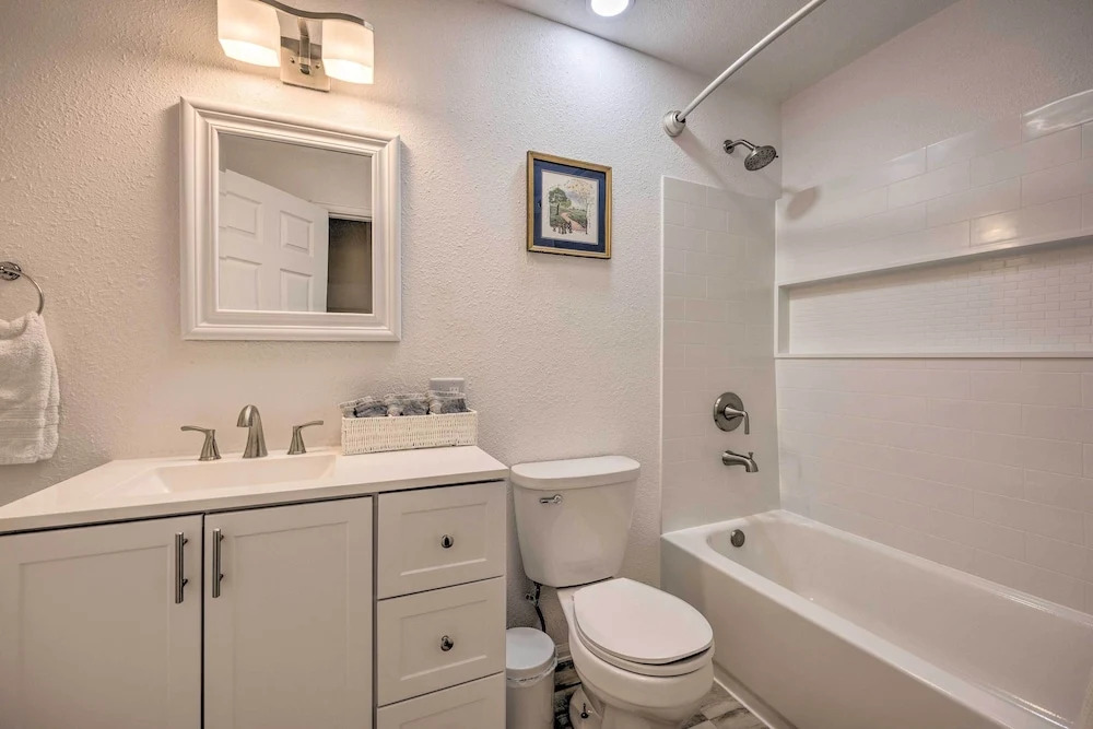 Hike, Bike & Fish: Gem w/ Hot Tub in Woodland Park