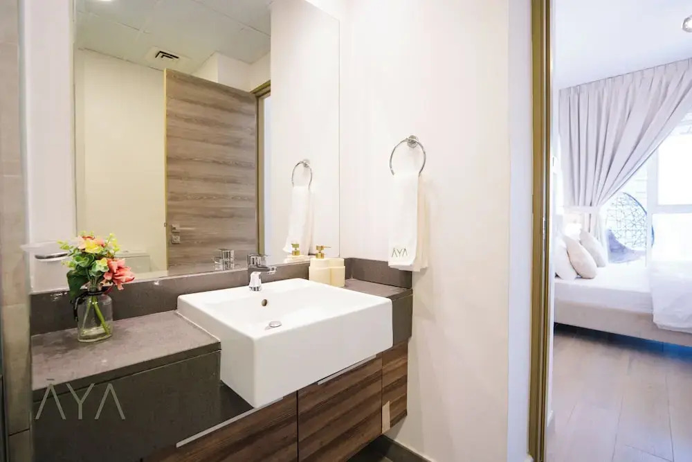 Aya - Elegant 1BR Retreat In The Heart Of JVC