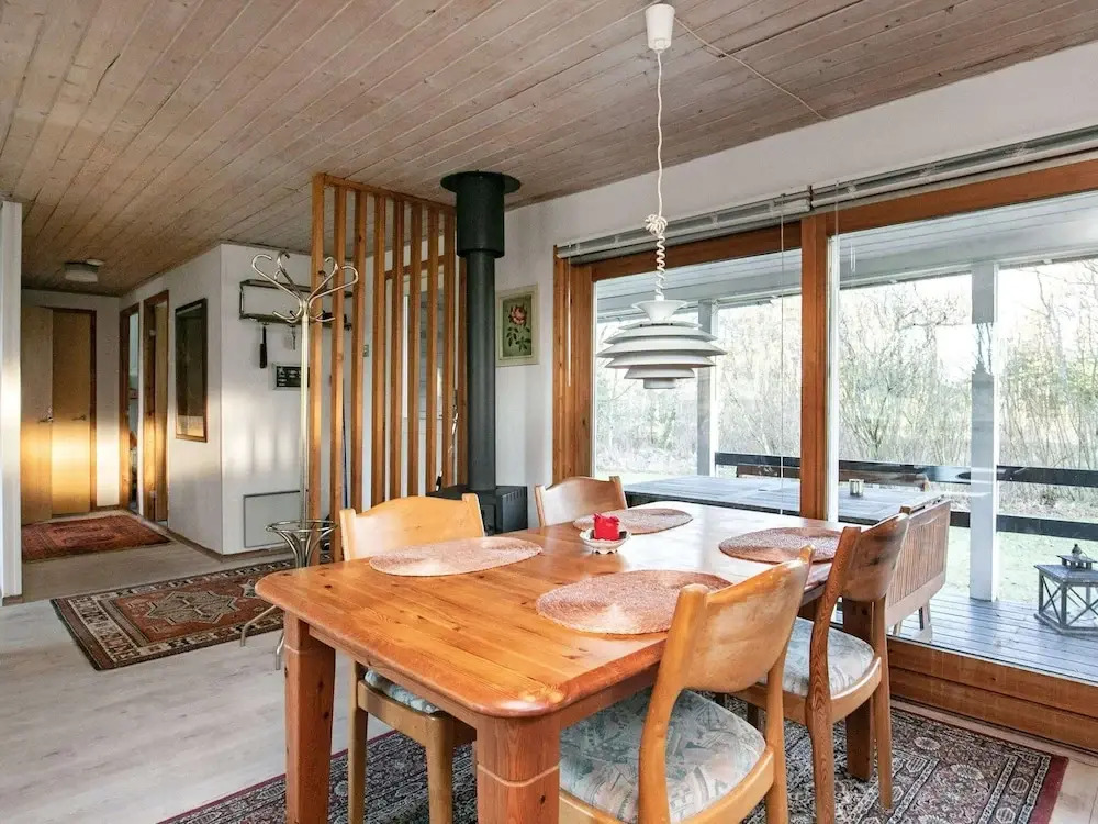 Luxury 12-person Villa With Swimming Pool and Sauna, Nearby Golf Course in Helmond