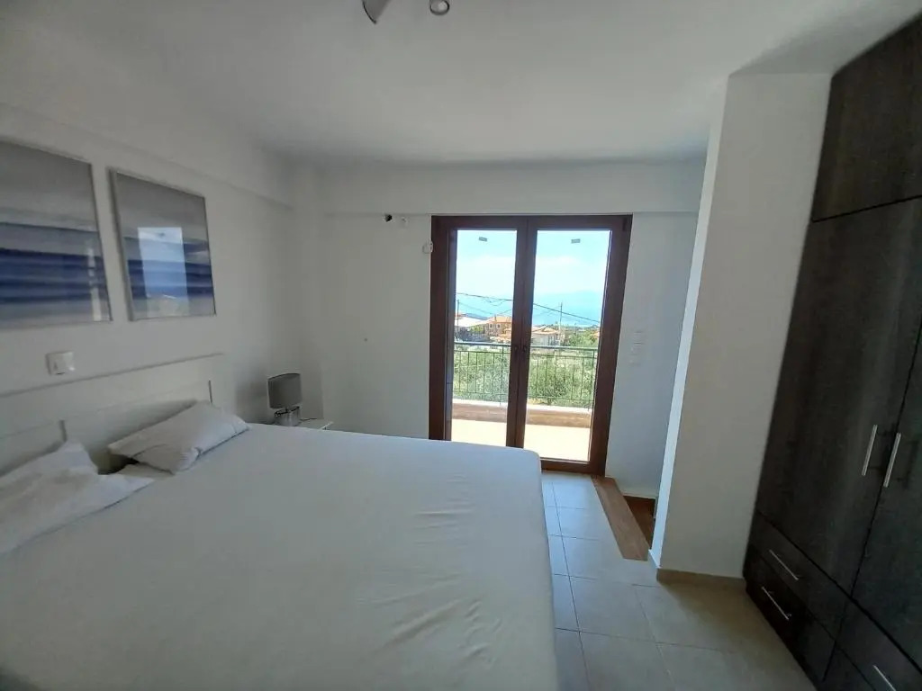 In Between Mani Villas