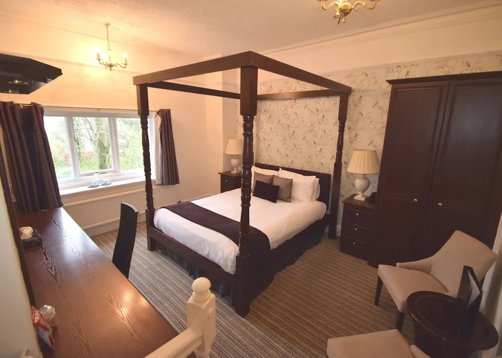 The Riverhill Hotel  Restaurant
