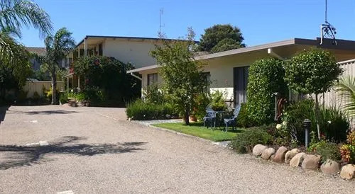 Sandpiper Holiday Units