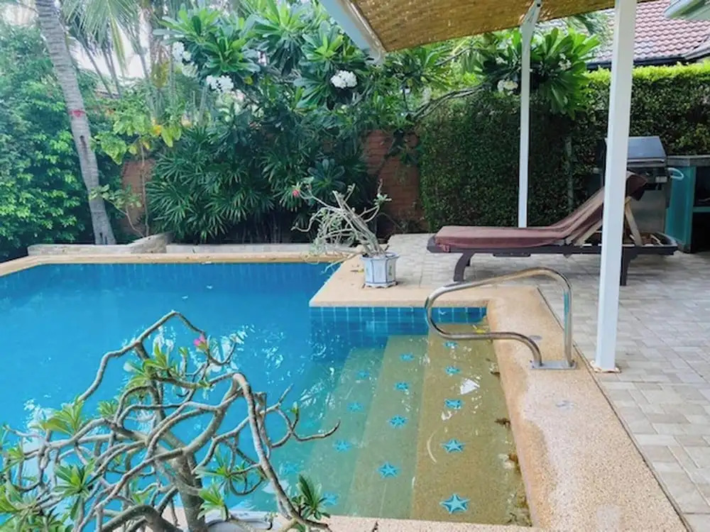Hidden Villa Oasis Private Pool 2km to BeachMall