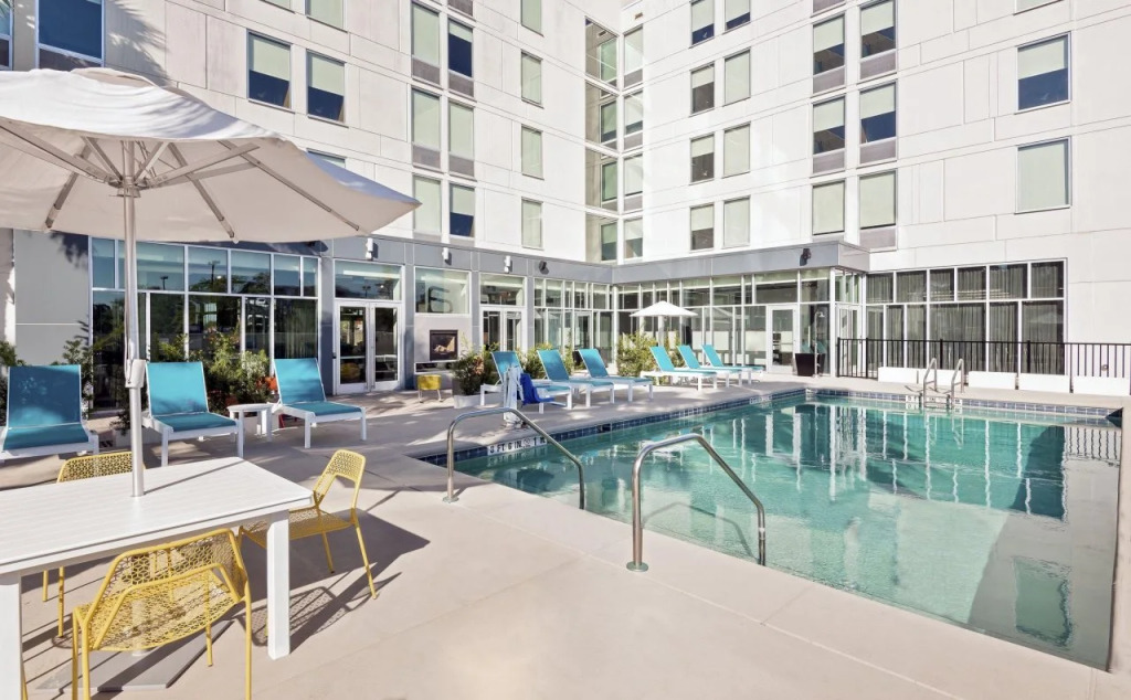 Aloft by Marriott Jacksonville Airport