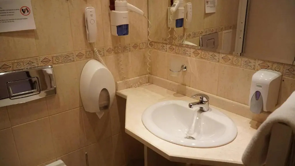 Плаза Отель Троян