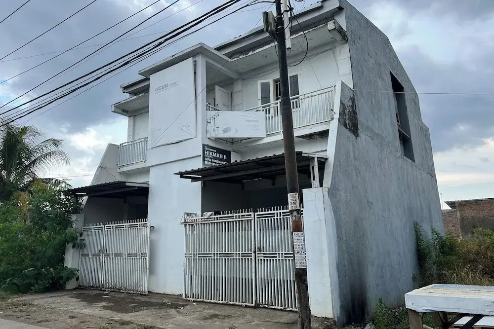 Hotel O Kost Pak Dahlan Near Modern Estate