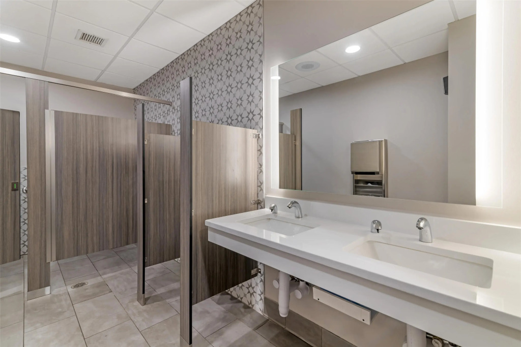 Best Western Royal Plaza Hotel and Trade Center