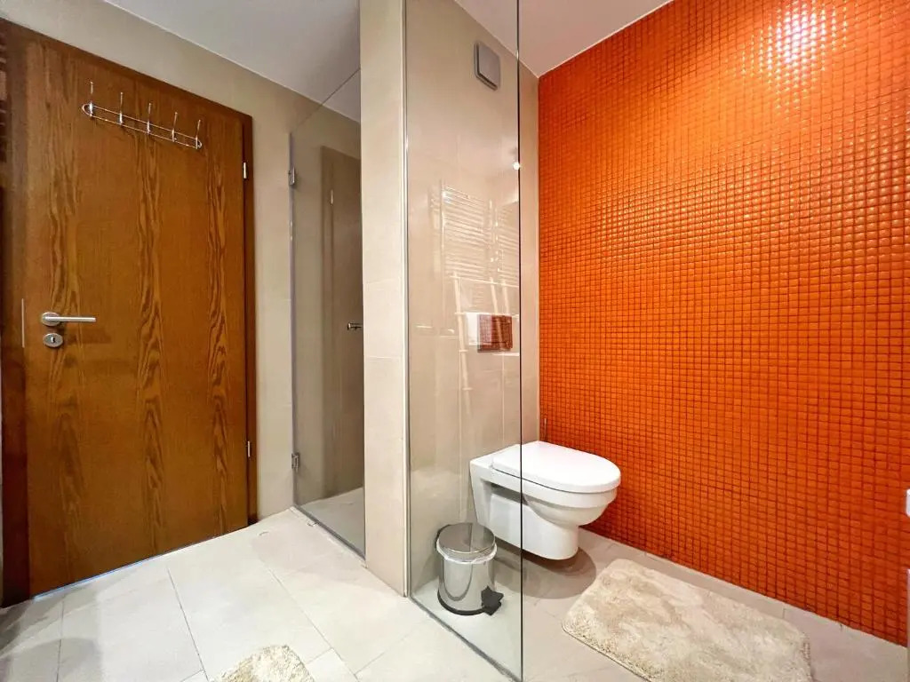 Luxury beachfront apt - quite area, 100 sqm