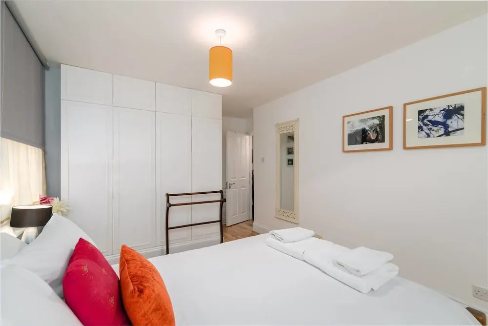 Good Size 2 Bedroom in a Perfect Location
