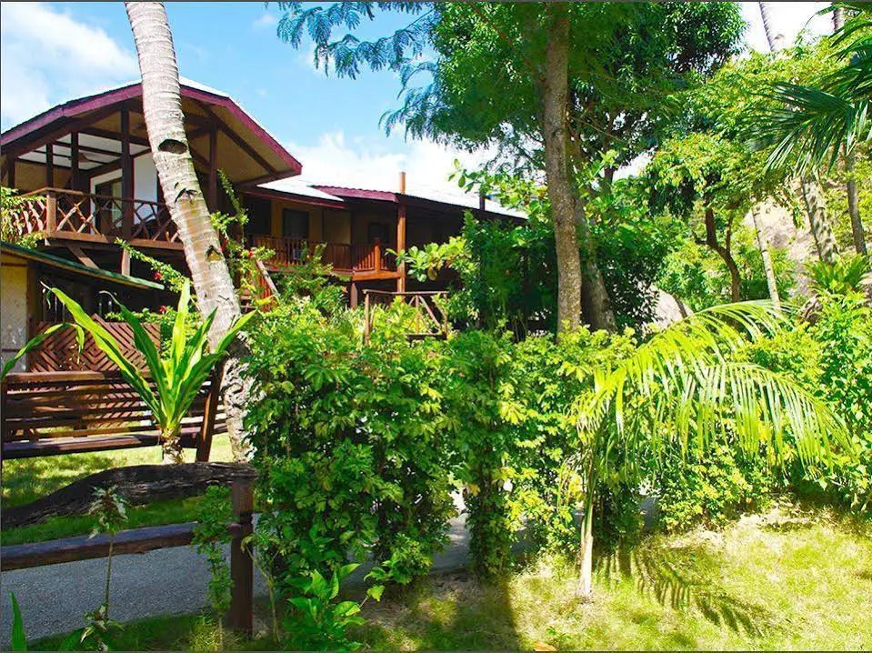 Coral Bay Resort