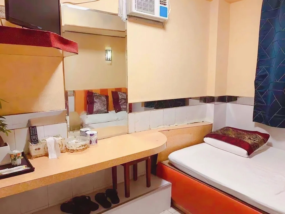 Royal Capital Hotel