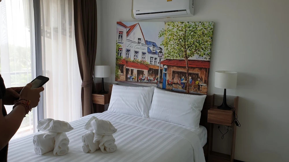 1 Bedroom Apartment with Stunning Views