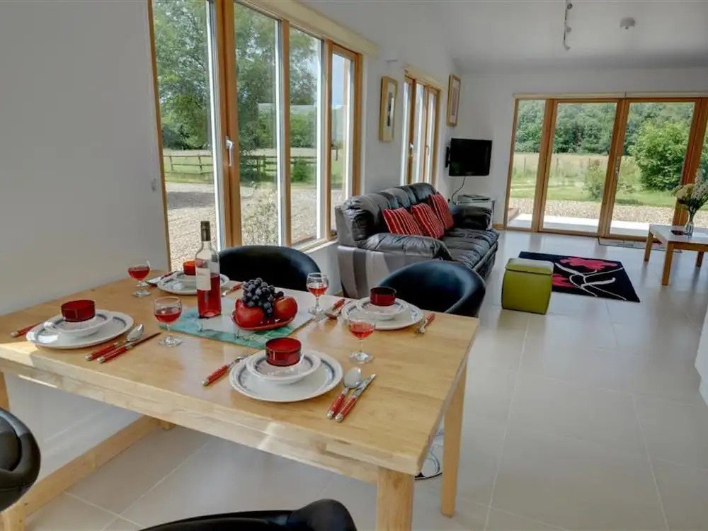 Beautiful, Bright Barn Conversion With Stunning Views of Natural Surroundings, Near Canterbury