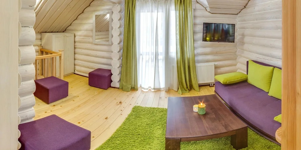 Whiteberry hotel