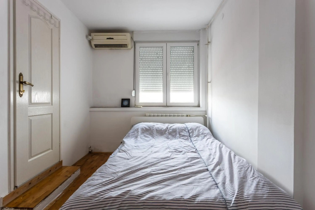 Lovely one bedroom loft with a big terrace