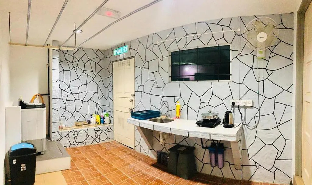 OYO HOME 90667 Chen Room Bs