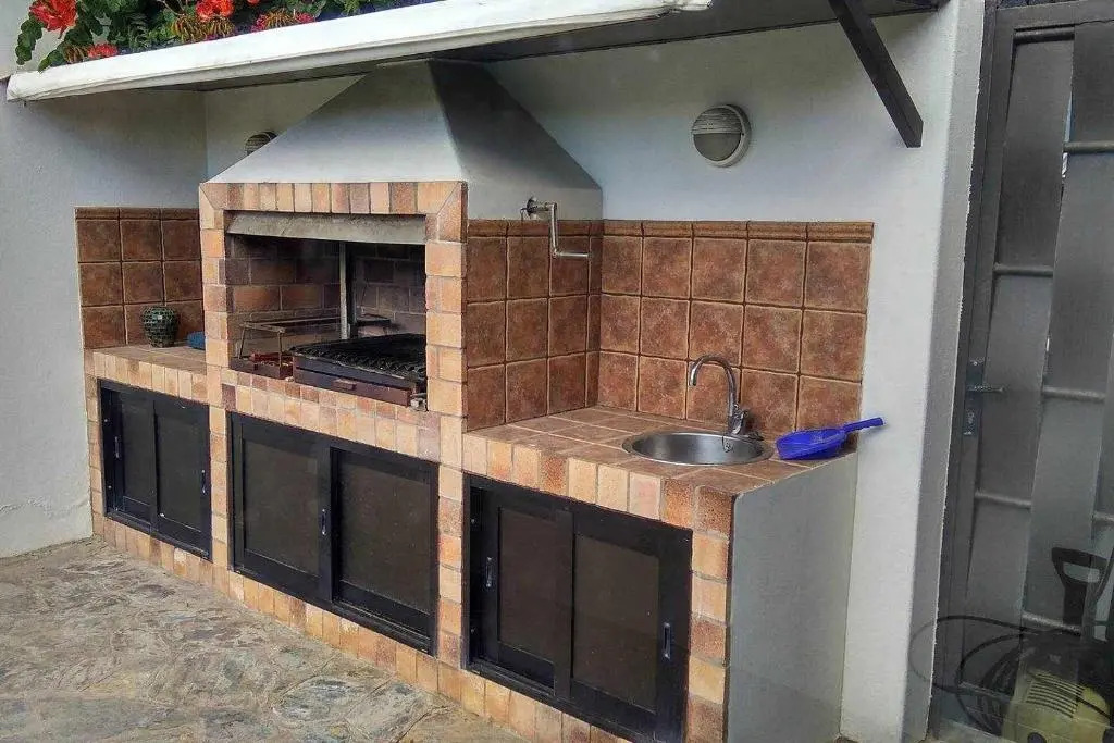 V PRINCESA. Piscina con piscina climatizada y BBQ