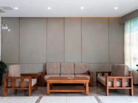 Minjiang Pearl Business Hotel