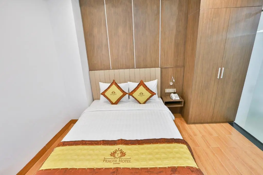 Prague Saigon Airport Hotel