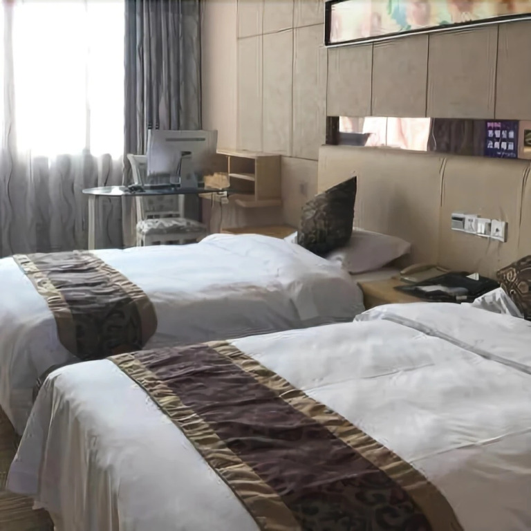 Jade Bay Hotel