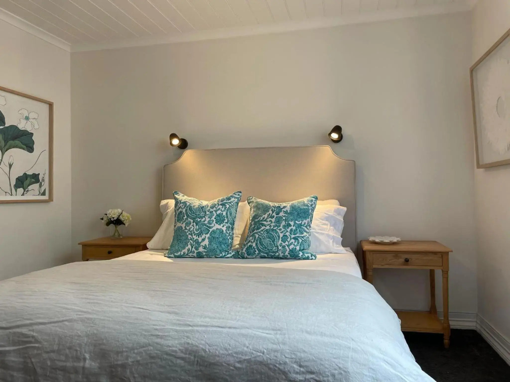 Blue Belle Cottage Berry