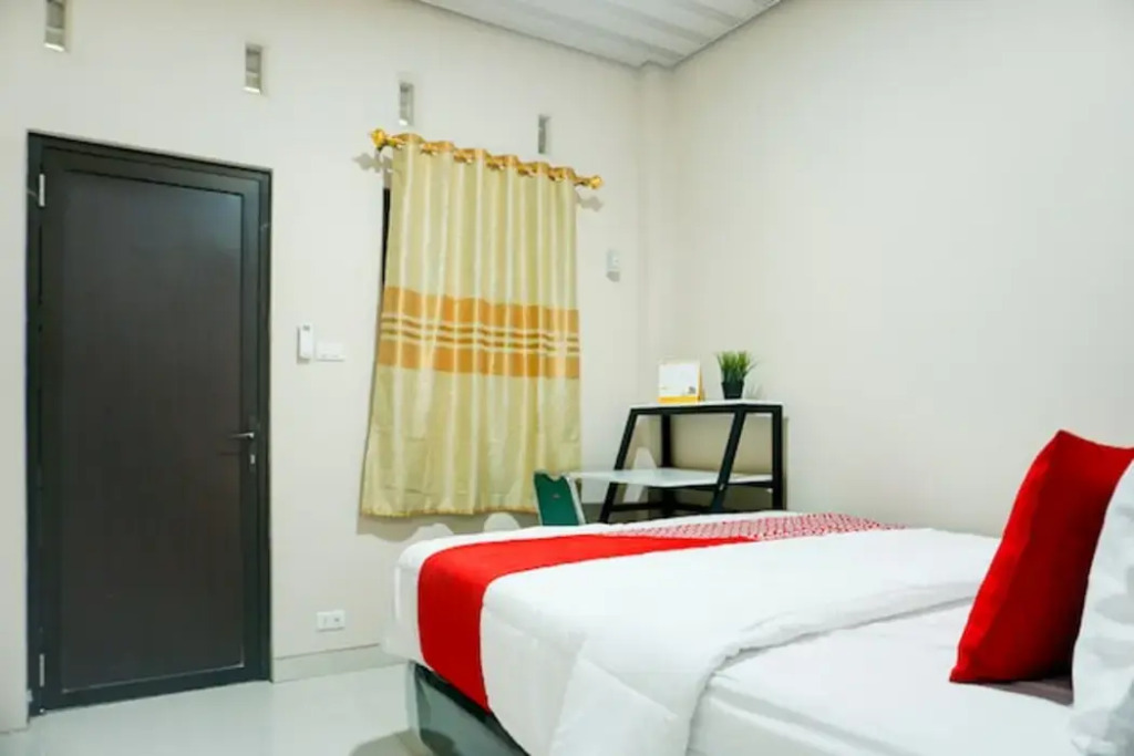 Hotel O Kedaton Near Rumah Sakit Advent Bandar Lampung Formerly Hotel Plain C Lake