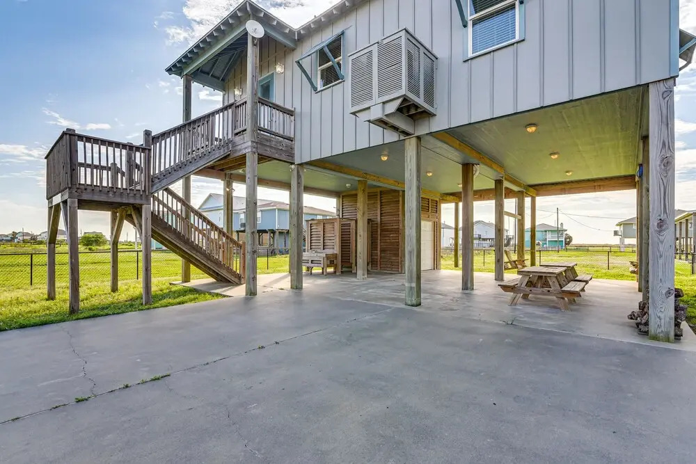 Texas Gulf Coast Home: Walk to Bolivar Beach!, Port Bolivar