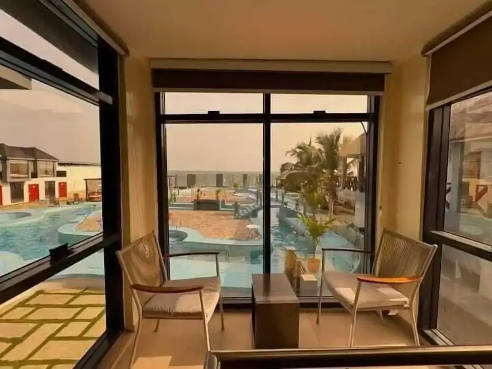 1 bedroom penthouse on the beach ikate