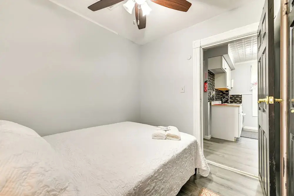 2 Mi to Union College! Newly Renovated Apartment