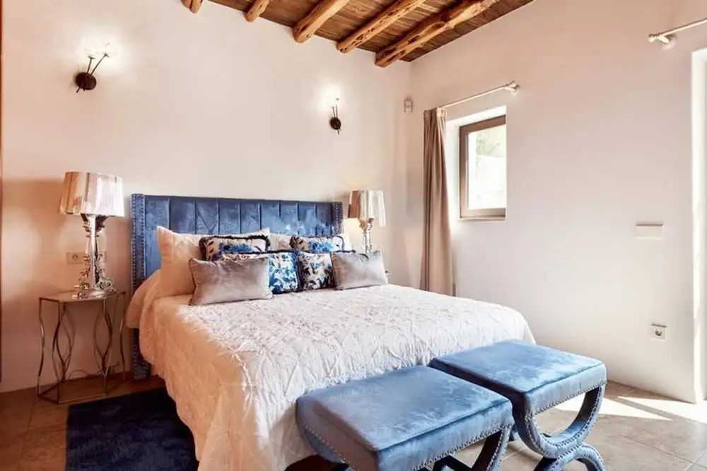Villa Can Prats, Luxury Villa Surrounded by Nature