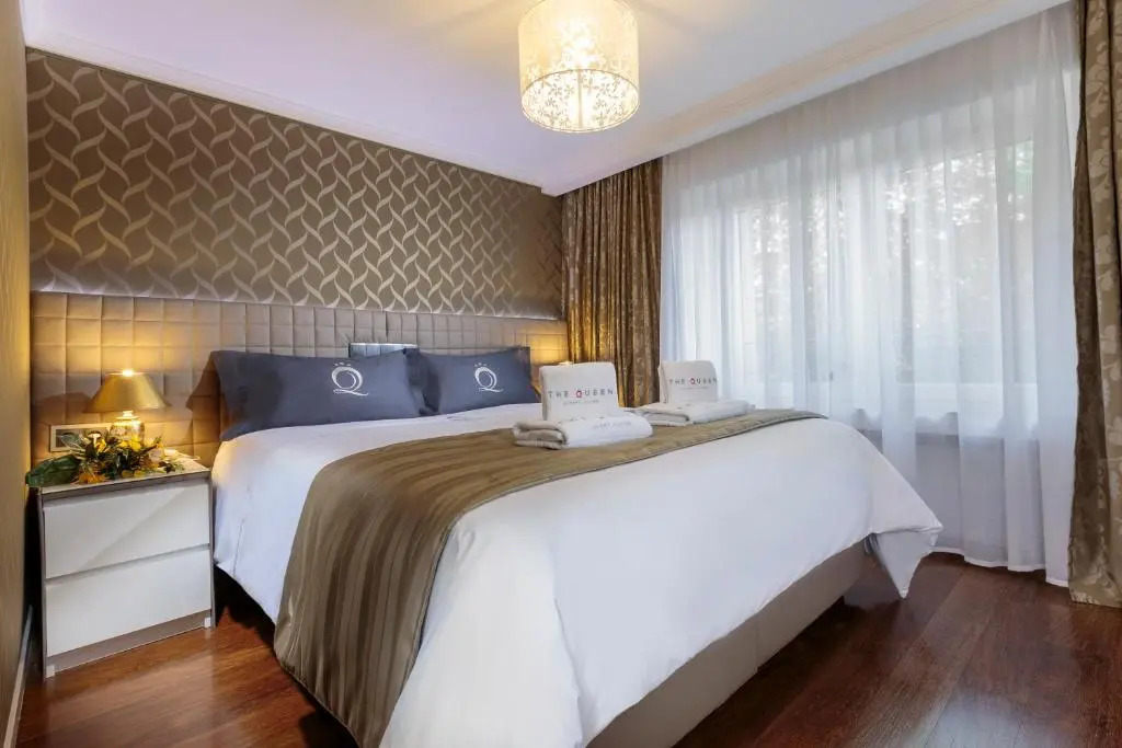 The Queen Luxury Apartments - Villa Vinicia