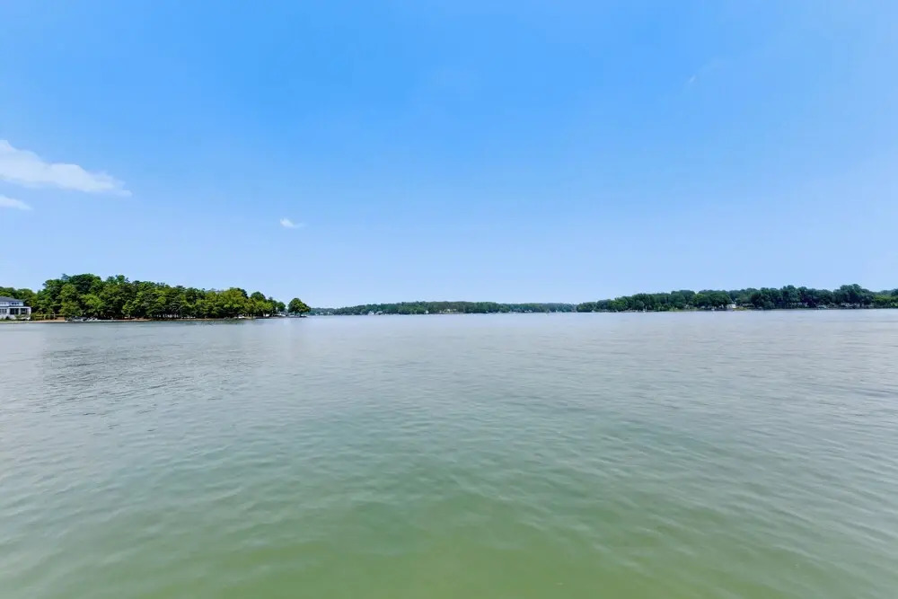 'commodore Bay Waterfront Home on Lake Norman!