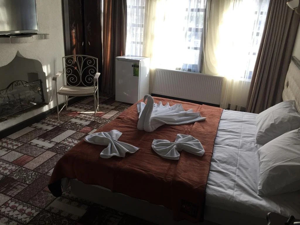 Theodore Butik Hotel