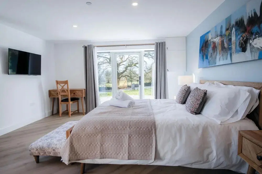 Suite 9 - Sleeping Giant Hotel - PEN Y CAE Inn