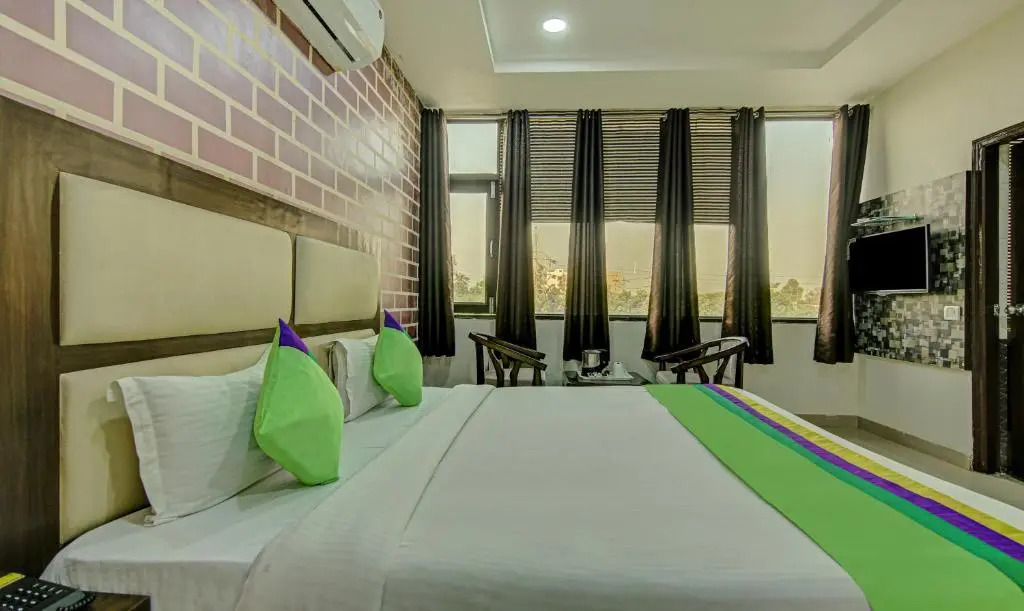 Treebo Trend Benz Mohali Phase 9