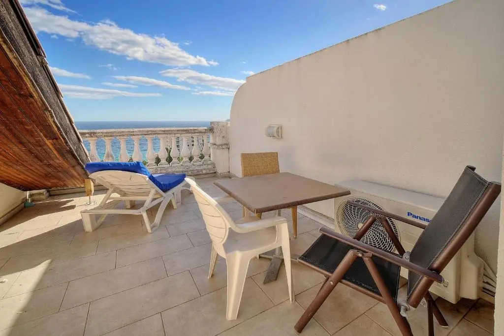 IMMOGROOM - 2BR - sea view - Swimming pool - Terrace - Parking - AC - Wifi