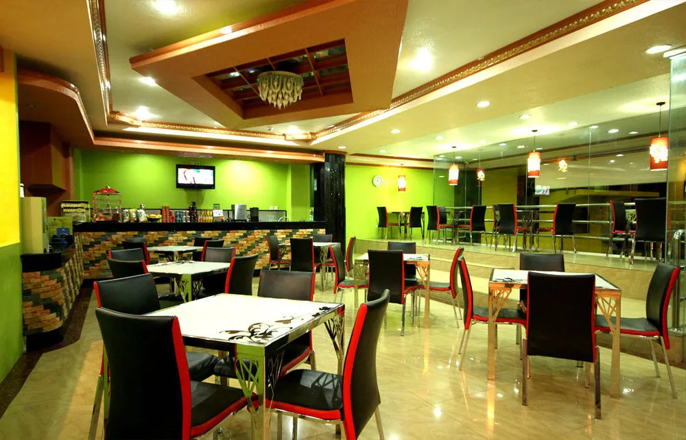 C & L Sea View Hotel