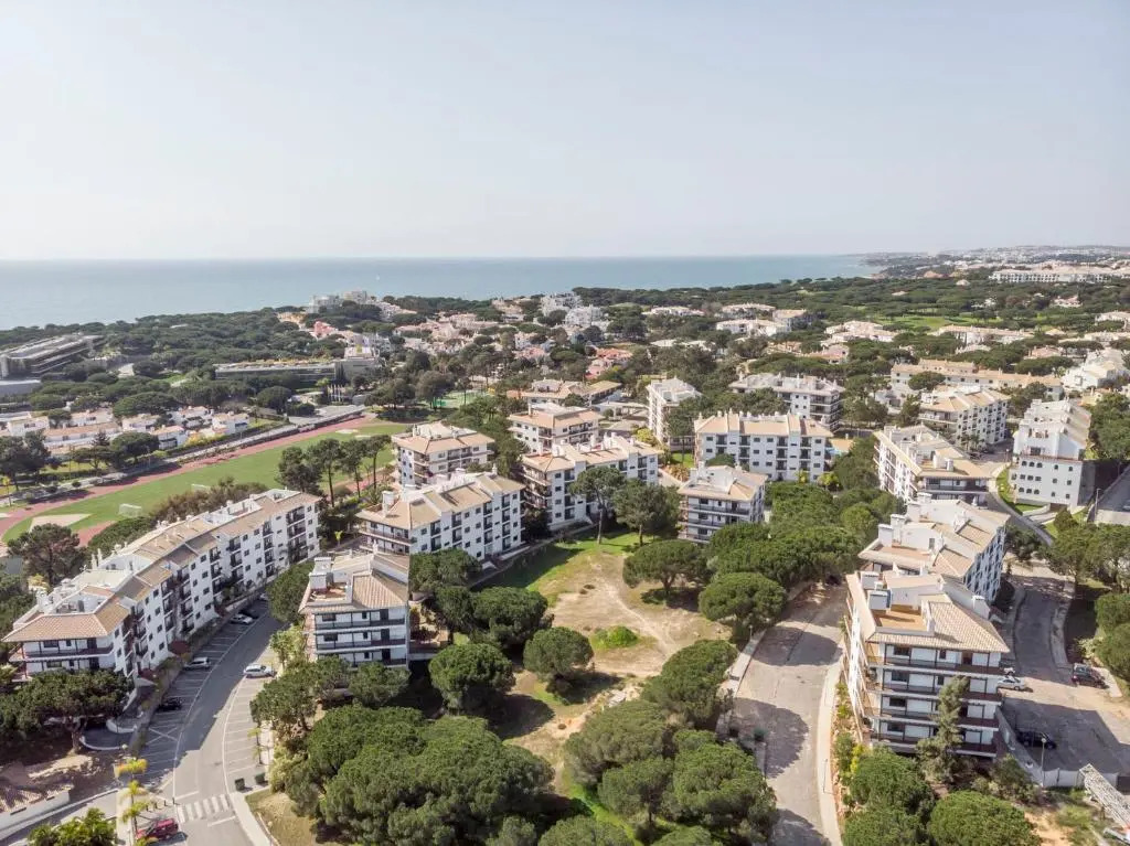 Excellent T2 apartment with pools 400m Falesia beach