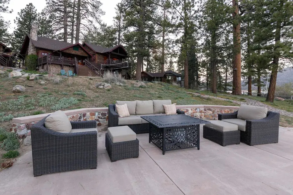Shoreline Lakehouse by Avantstay Majestic Lakefront Cabin w/ Hot Tub & Fire Pit!