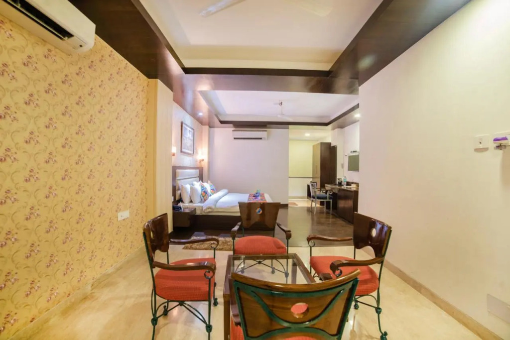 FabHotel Galaxy - Nr Patel Nagar Metro