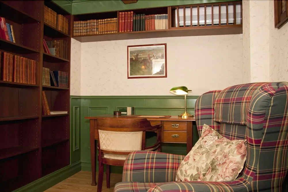 Garvaregården Hotel , B&B och Café
