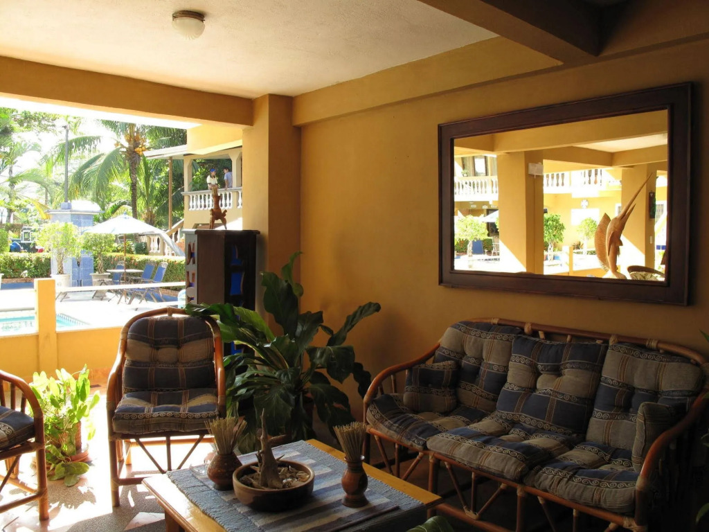House of the Macaws
