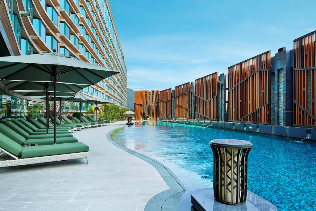 Royal Plaza Hotel
