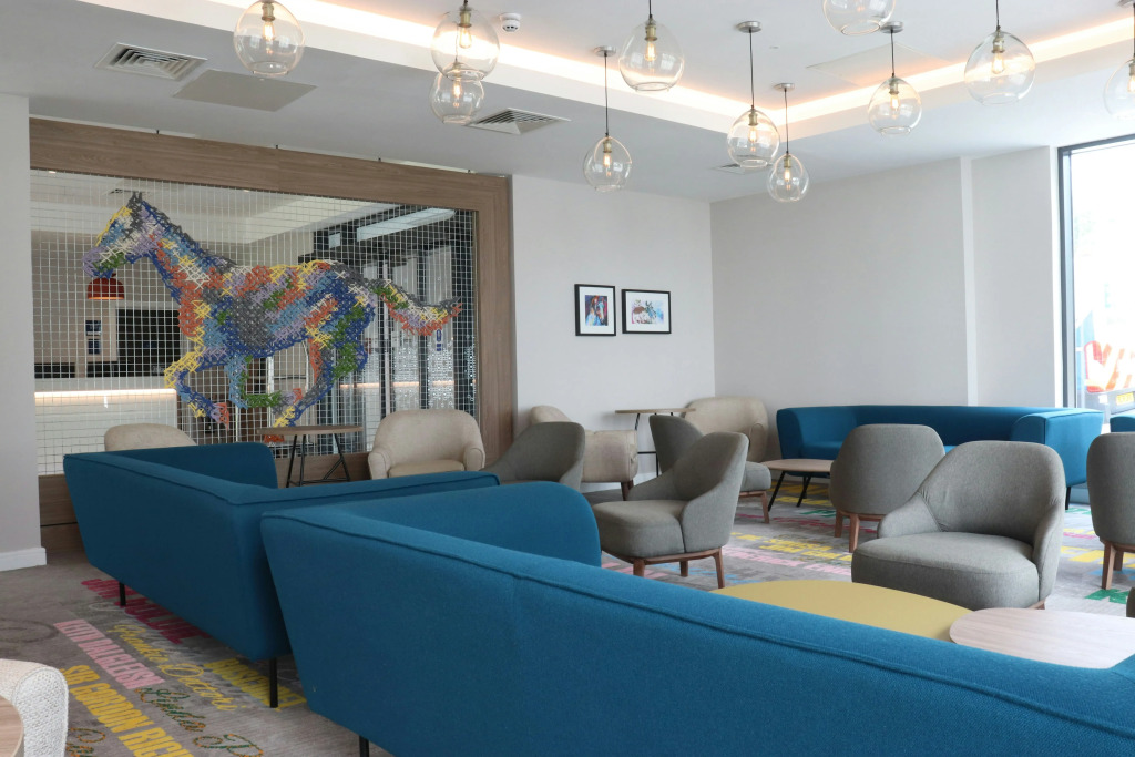 Hampton By Hilton Hamilton Park
