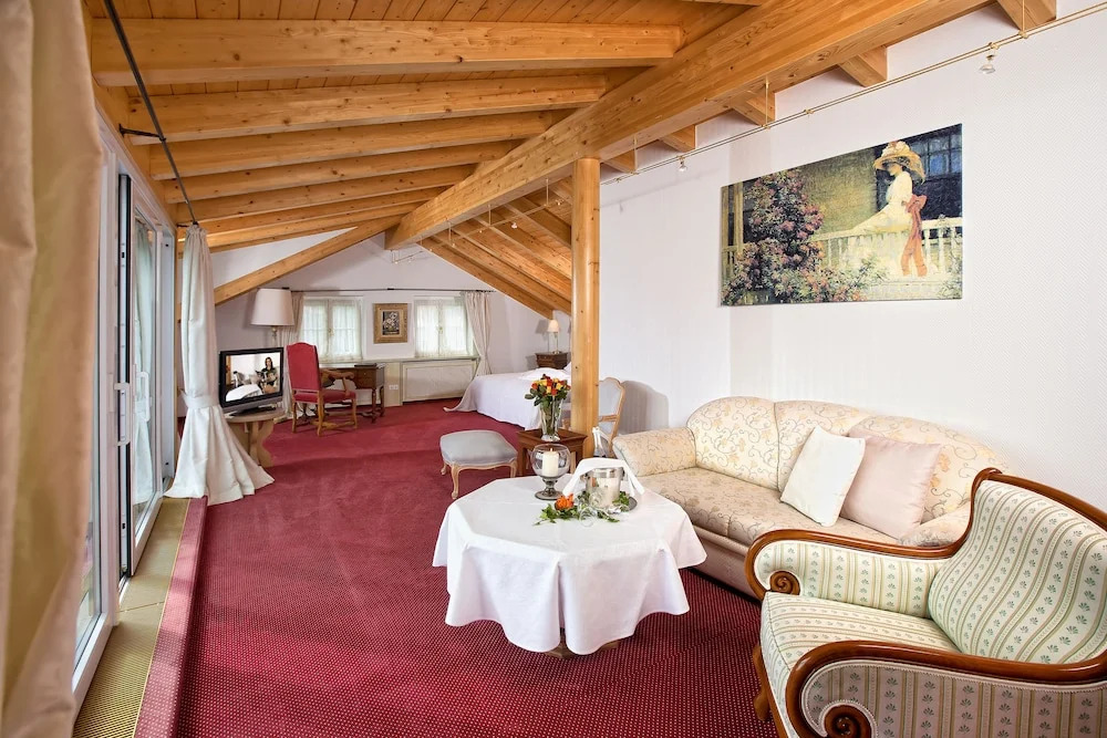 Mittelburg Wellnesshotel