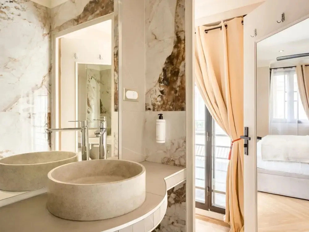 Merveil Luxury Suite - Bvd Saint Denis