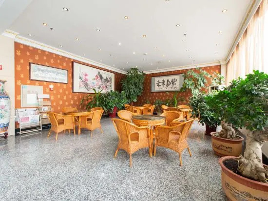 Longyuan Hot Spring Hotel