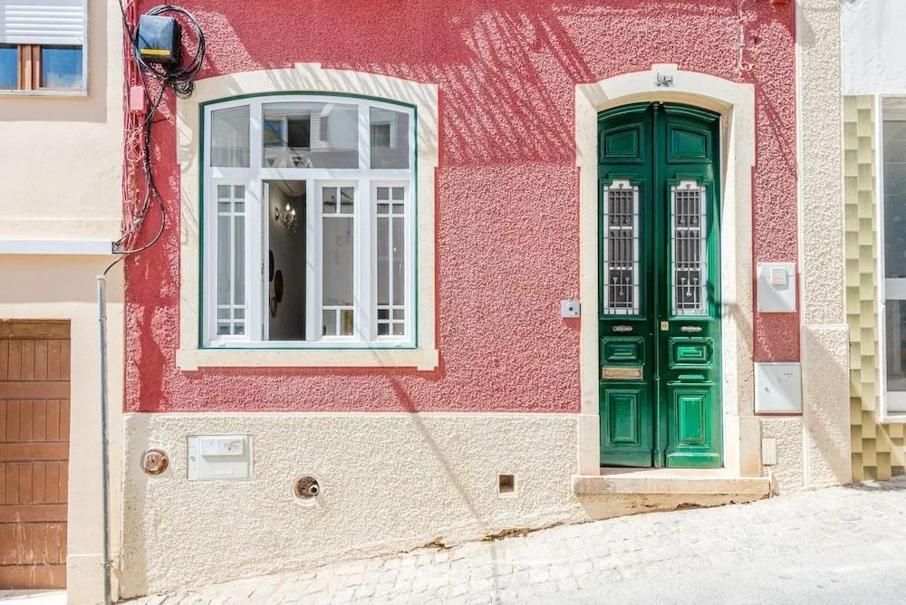 Casa Amendoeira - Fabulous Restored Townhouse in Lagos Old Town With Panoramic Roof Terrace
